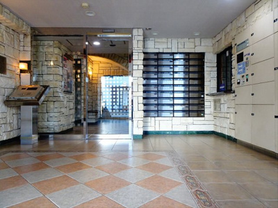 【エントランス】 | ガラ・ステージ渋谷西原