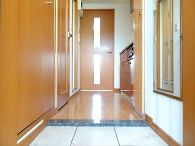 【玄関】 | ガラ・ステージ渋谷西原