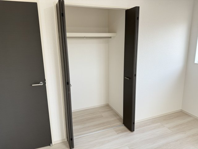 前橋市朝倉町２期　新築戸建て　1号棟の収納|２階洋室2収納です。