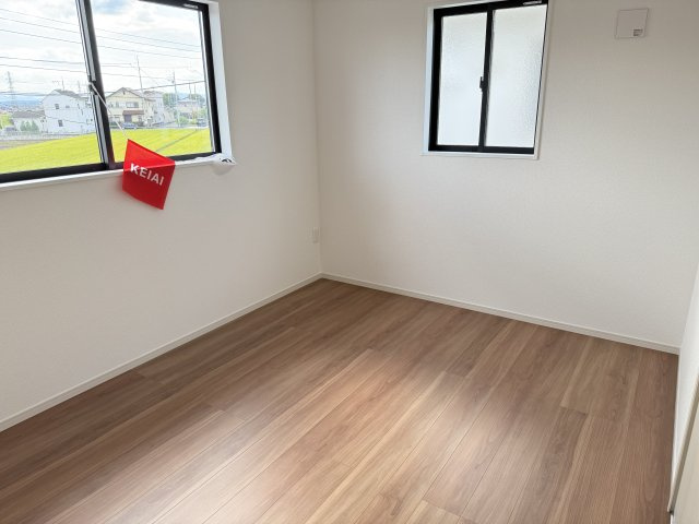 前橋市朝倉町２期　新築戸建て　2号棟の洋室|２階洋室1です