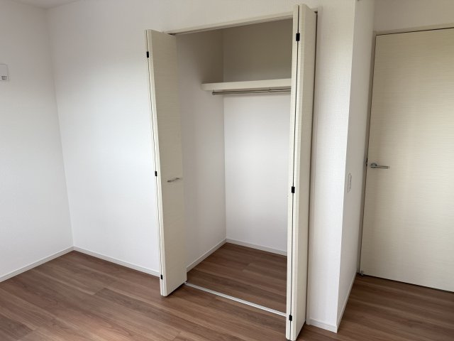 前橋市朝倉町２期　新築戸建て　2号棟の収納|2階洋室１収納です