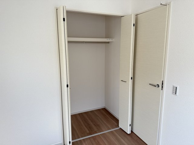 前橋市朝倉町２期　新築戸建て　2号棟の収納|２階洋室2収納です