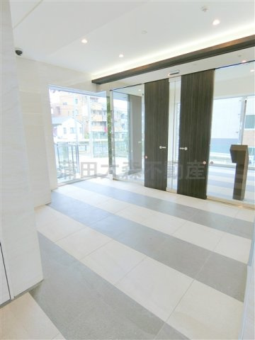 リヴシティ大森西のエントランス