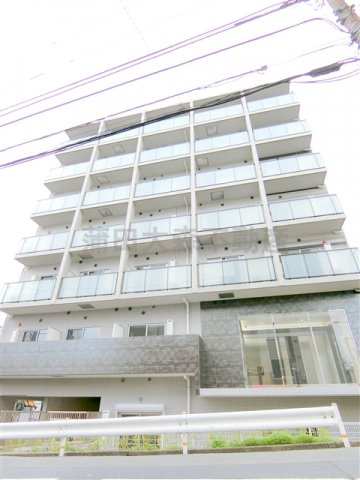 リヴシティ大森西の外観|2018年9月築　RC鉄筋コンクリート造地上7階建て総戸数30戸　東京都大田区大森西1丁目　JR京浜東北線大森駅、京浜急行本線平和島駅　インターネット無料オートロック宅配BOXゴミ捨て場付　