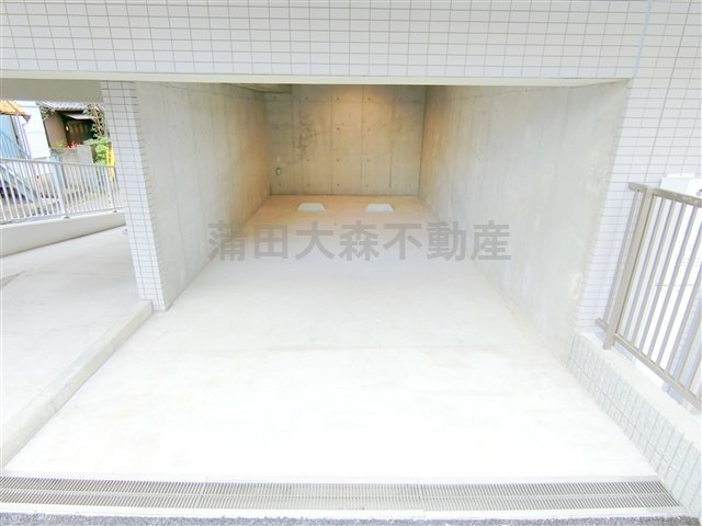 リヴシティ大森西の駐車場