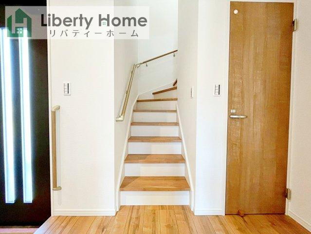 ワイウッドコート土浦市神立町第１期　新築戸建　４号棟の内装