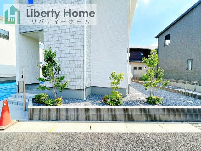 ワイウッドコート土浦市神立町第１期　新築戸建　４号棟の庭