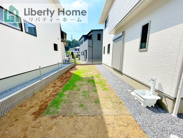 ワイウッドコート土浦市神立町第１期　新築戸建　４号棟の庭