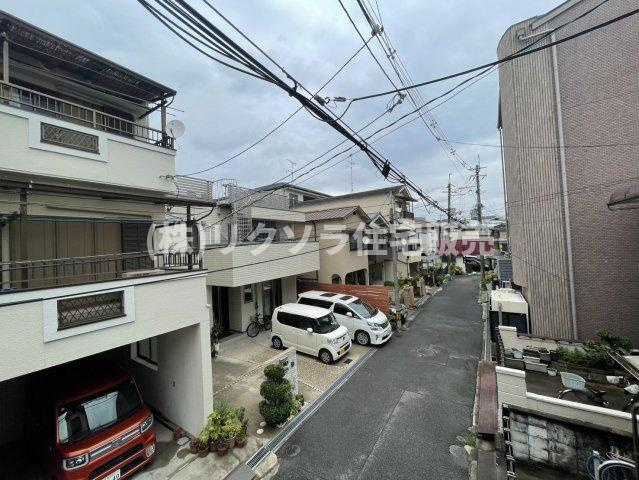 黒原橘町　中古一戸建ての前面道路含む現地写真|■物件内覧・資金計画相談・住宅ローン相談、リフォーム相談、お問合せ受付中■
※当日・翌日のご内覧、ご相談はお電話でのお問合せがスムーズです！