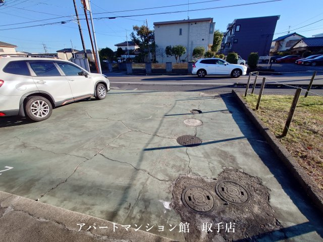 取手セントラルハイツの駐車場