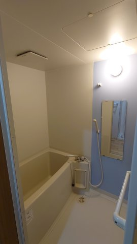 リバーサイド串間天神の浴室|清掃前につき同タイプのお部屋の写真になります。