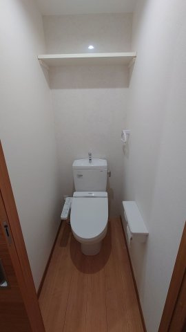 リバーサイド串間天神のトイレ|清掃前につき同タイプのお部屋の写真になります。