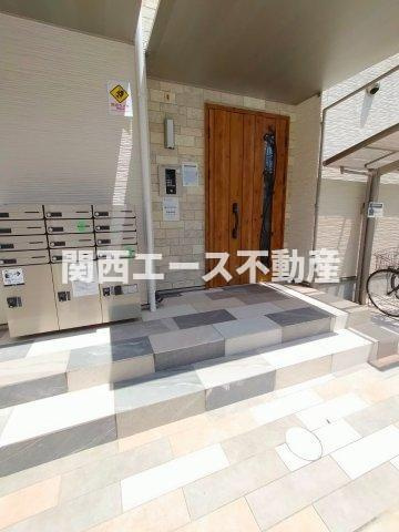 【エントランス】 | ピレーネ近江堂