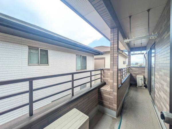 大在浜2丁目　中古住宅のバルコニー|お布団干しにも便利なバルコニー