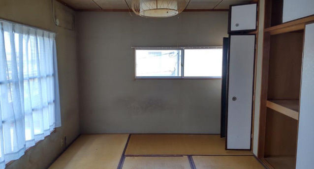 大津市向陽町の住宅付店舗戸建の内装