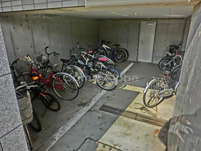 【その他共用部分】 | クラージュKAMAKURAYA | クラージュKAMAKURAYA　駐輪場