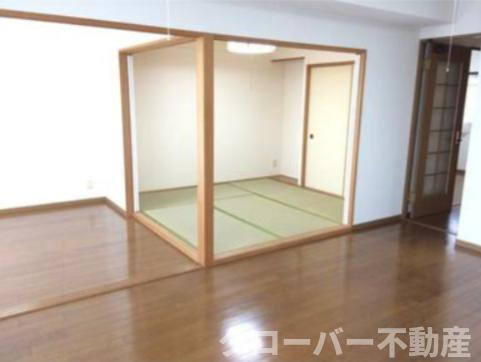 花房国分寺マンションの居間・リビング
