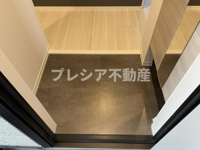 トリシア上甲子園のエントランス