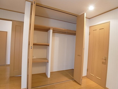 【収納】 | 会下山町2丁目戸建 | 大きな収納スペースが豊富です