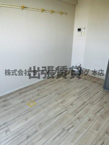 仲介手数料0円！東山ビレッジの居間・リビング