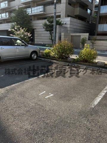 仲介手数料0円！東山ビレッジの駐車場