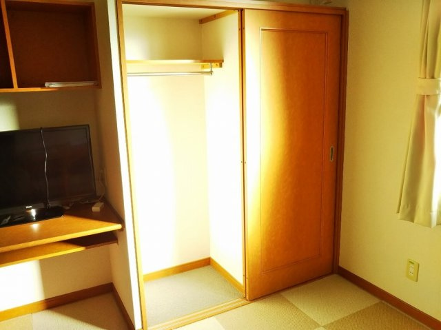 レオパレスセゾンの収納|画像7