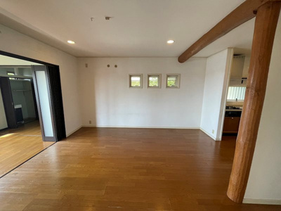 【居間・リビング】 | 西宮市　甲陽園山王町　中古戸建