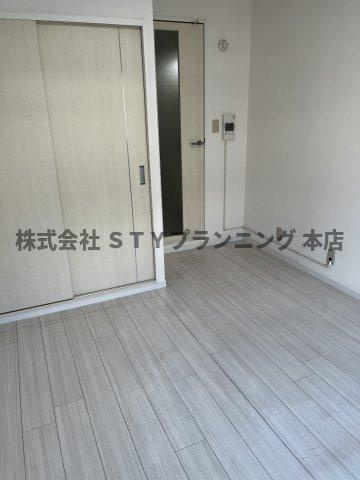 仲介手数料0円！G1ビル本山の居間・リビング