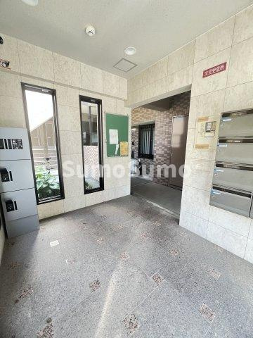 メルフィール岡本のロビー