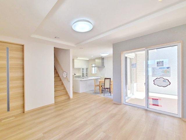 羽束師古川町【３５区画】２３号地の居間・リビング