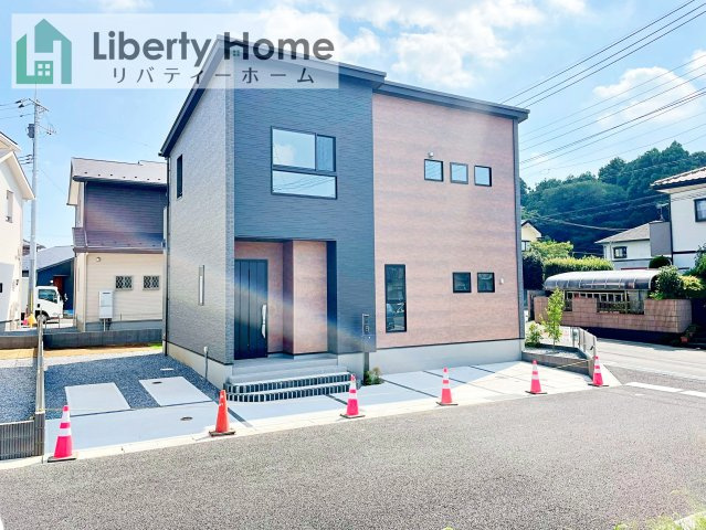 ワイウッドコート土浦市神立町第１期　新築戸建　5号棟の外観|ご予約をいただければ、『平日の空いた時間』『周辺物件まとめて見たい』『1件だけ見たい』ももちろん可能です♪
お気軽にお問合せください♪