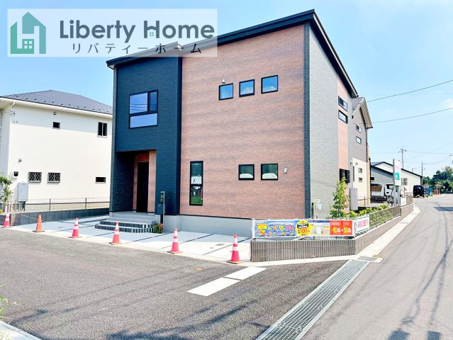 ワイウッドコート土浦市神立町第１期　新築戸建　5号棟の外観