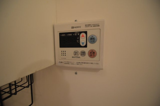 【設備】 | シャトラン弓木壱番館 | 給湯器