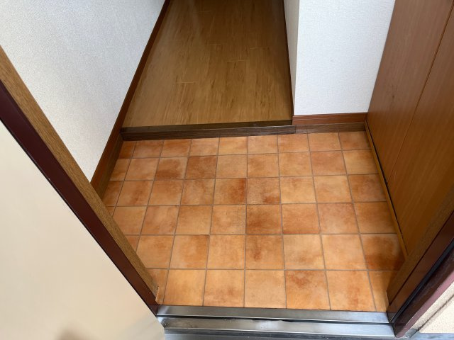 メゾンソレイユの玄関
