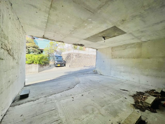 浜名区内野台1丁目　の駐車場