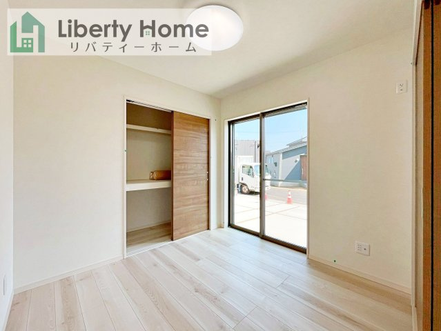 ワイウッドコート土浦市神立町第１期　新築戸建　6号棟の子供部屋