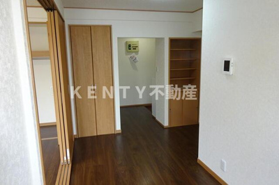 【居間・リビング】 | サンクレスト大森 | ゆったり過ごせるリビングです