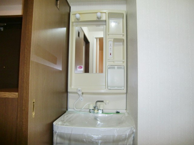 メルフィール岡本の洗面所