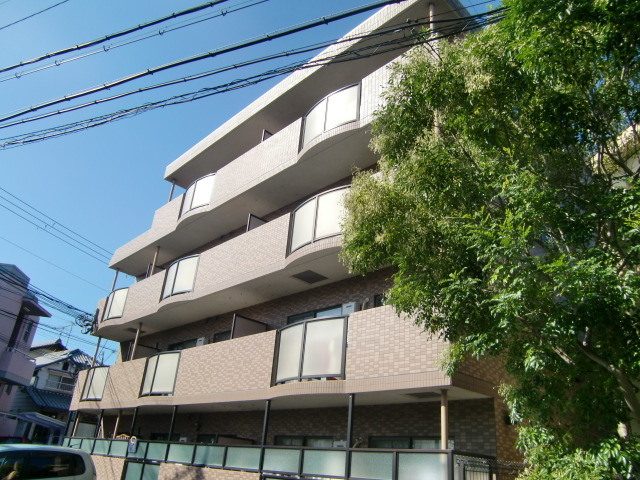 メルフィール岡本の外観