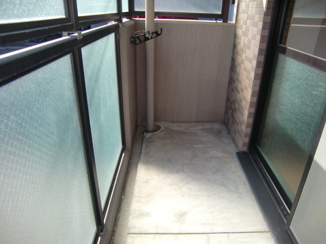 メルフィール岡本のバルコニー