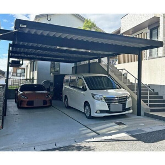 【駐車場】