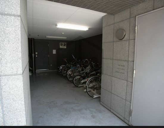 リブマックスなら仲介手数料賃料半月分+消費税