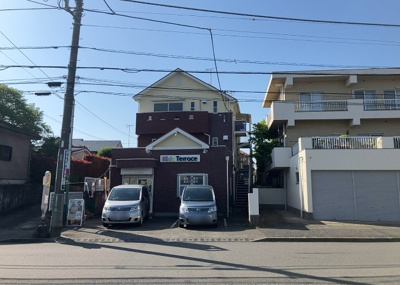 【外観】 | パームⅡ | 土地の形が極端に長細かったり、狭小地、あるいは道路との高低差がある傾斜地だった場合、後々売ろうとしても買い手がつかない場合もあります。後々、売却することになった時に価値の下がらない土地を選びましょう。