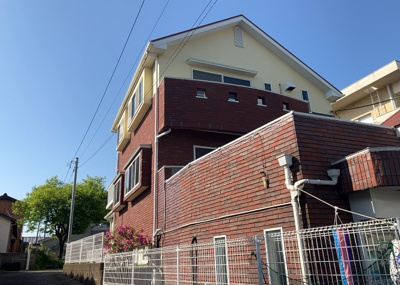 【外観】 | パームⅡ | 土地を買う際、住む地域の自治体や福祉の補助制度にも注目してみましょう。子供や老人の医療補助やゴミ出しのルールなど、自治体によってルールに大きな違いがあるため、暮らしやすい土地で判断するとよいでしょう。