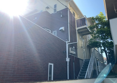 【外観】 | パームⅡ | 物件の詳細については、現地を見てわかること以外に、役所や法務局などで調べないとわからないことがあります。そのため、現地に行く場合は、もしこの物件を買ったらどのような生活ができるかをイメージしましょう。