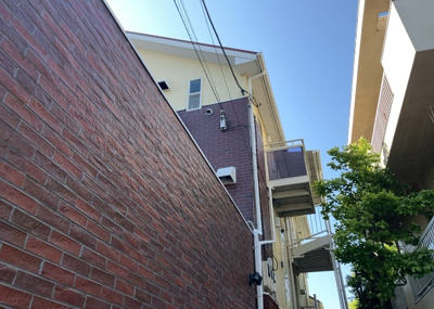 【外観】 | パームⅡ | 人が暮らすうえで日光は大切な要素となります。日当たりの良さは譲れないポイントですね。併せて近くに大きな建築物の建築予定がないか、あるいはそれが可能な土地が近くにないか事前に確認することもお勧めします。