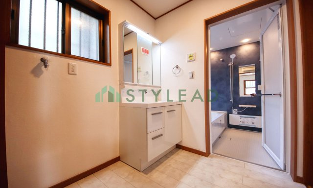 【独立洗面台】