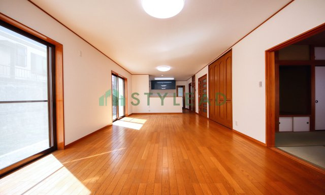 【居間・リビング】