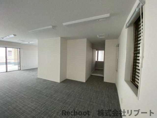 アイ・エス・ワイ国際ビルの内装