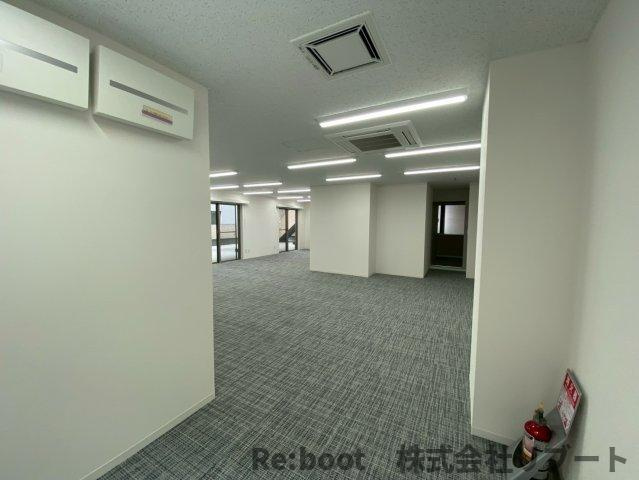 アイ・エス・ワイ国際ビルの内装